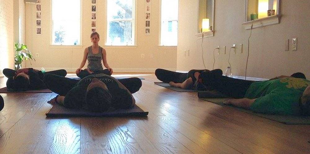Mindset Fitness and Yoga provides yoga trainings in Arlington